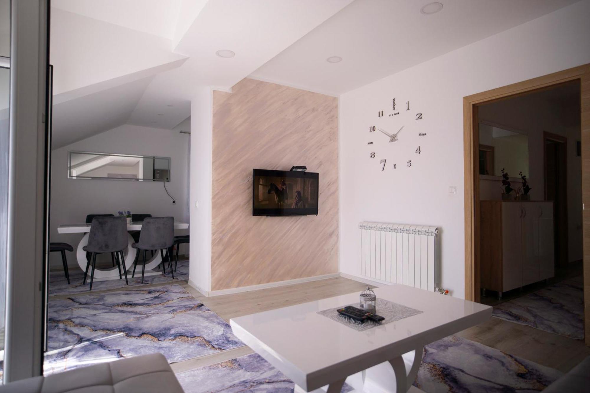 Luxury Apartments Milicevic Требинье Экстерьер фото